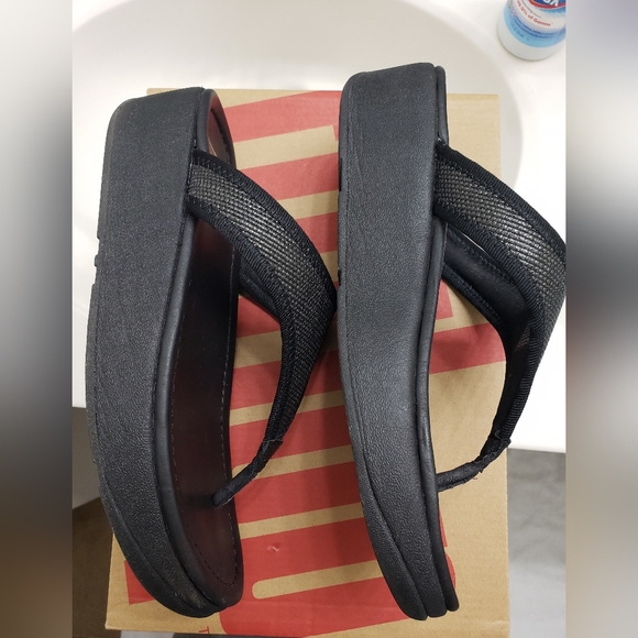 Fitflops Black LuLu Thong Straw Raffia Sandals Size 8 - Picture 2 of 6